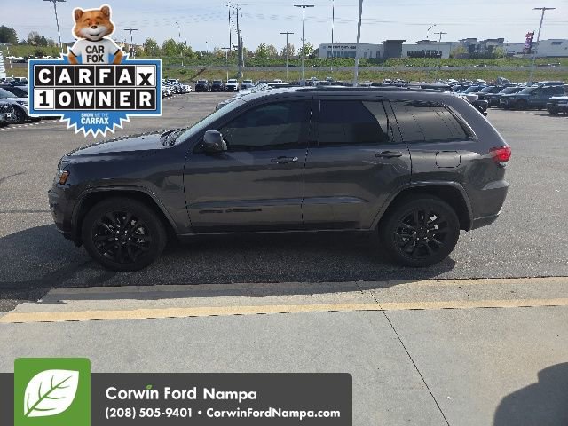 Used 2021 Jeep Grand Cherokee Laredo X AWD/4WD image 4