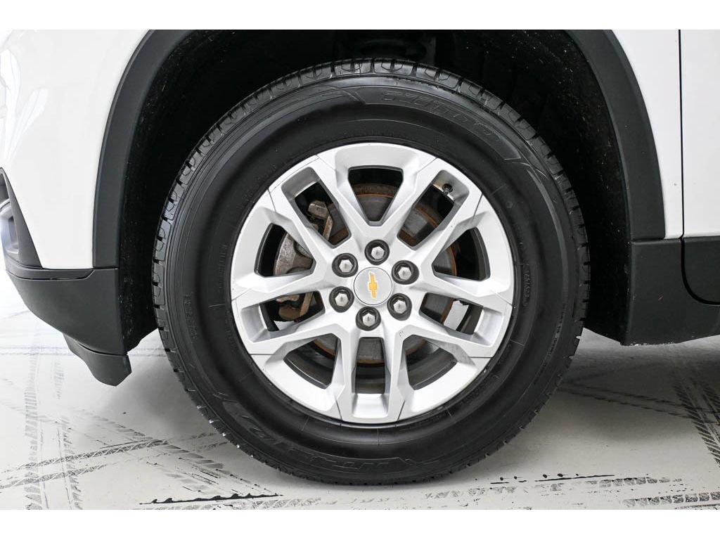 Used 2019 Chevrolet Traverse LS AWD/4WD image 25