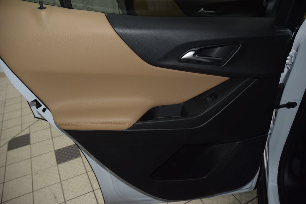 New 2027 Chevrolet Equinox ACTIV w/ Safety and Technology Package FWD image 46