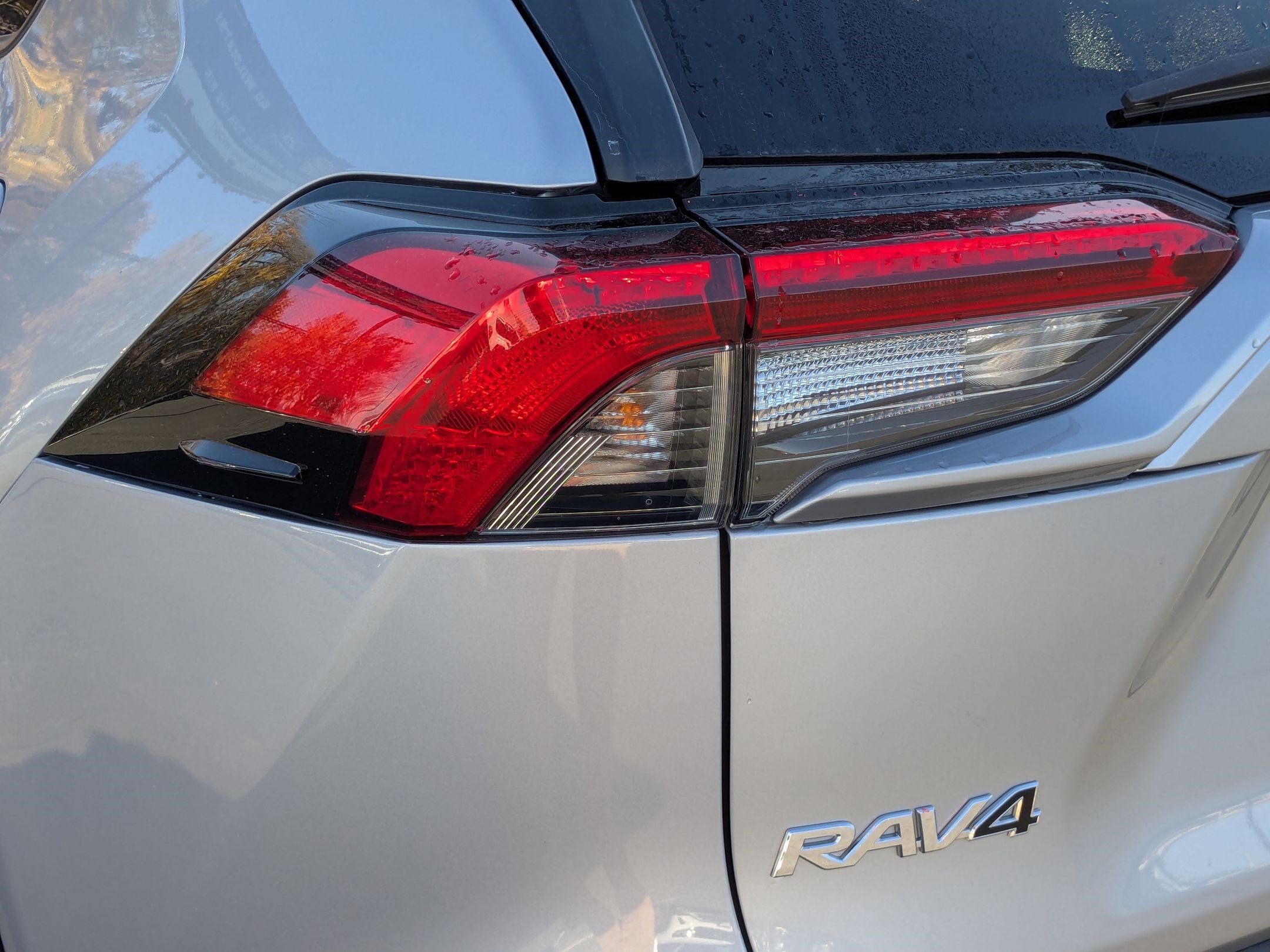 Used 2020 Toyota RAV4 LE w/ All Weather Liner Package image 13