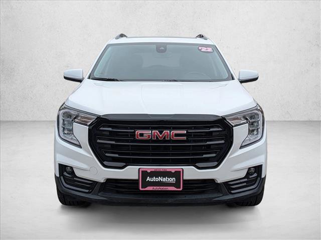 Used 2022 GMC Terrain SLT w/ Infotainment Package II image 2
