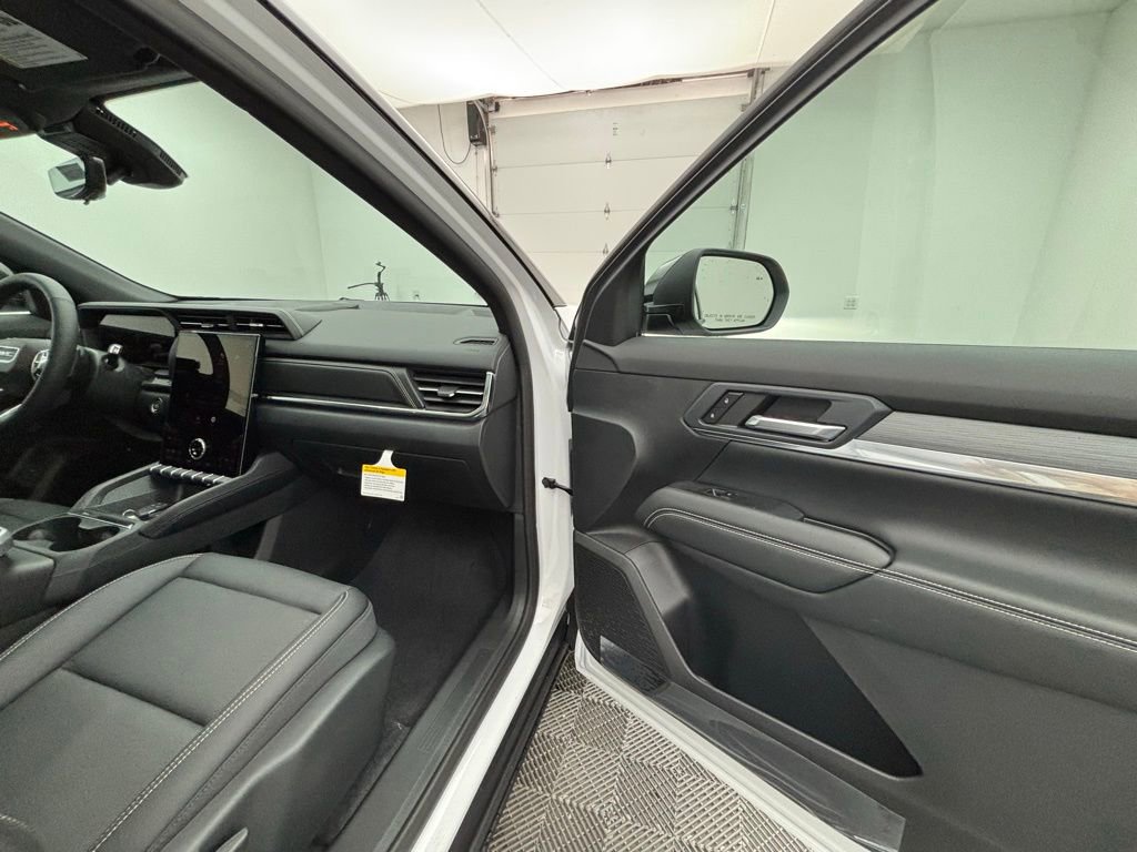 New 2026 GMC Terrain Elevation w/ Elevation Premium Package image 35