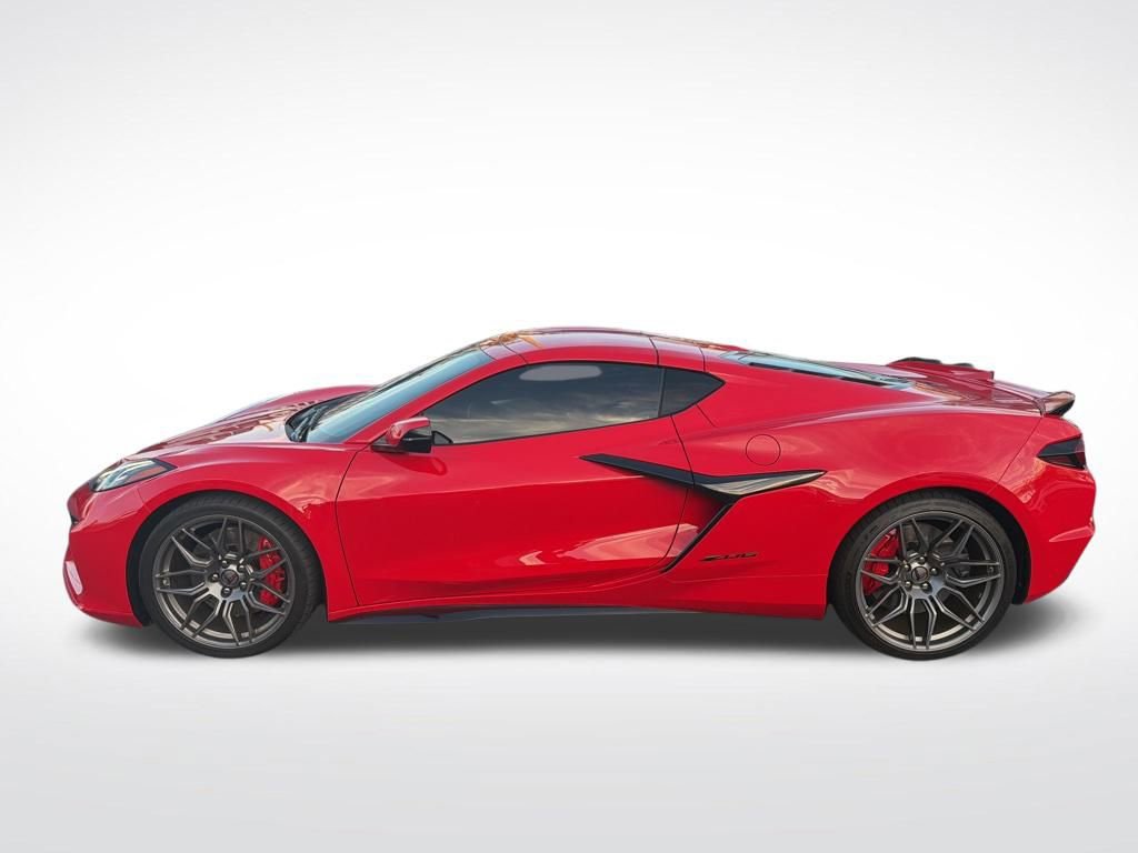 Used 2024 Chevrolet Corvette Z06 image 8