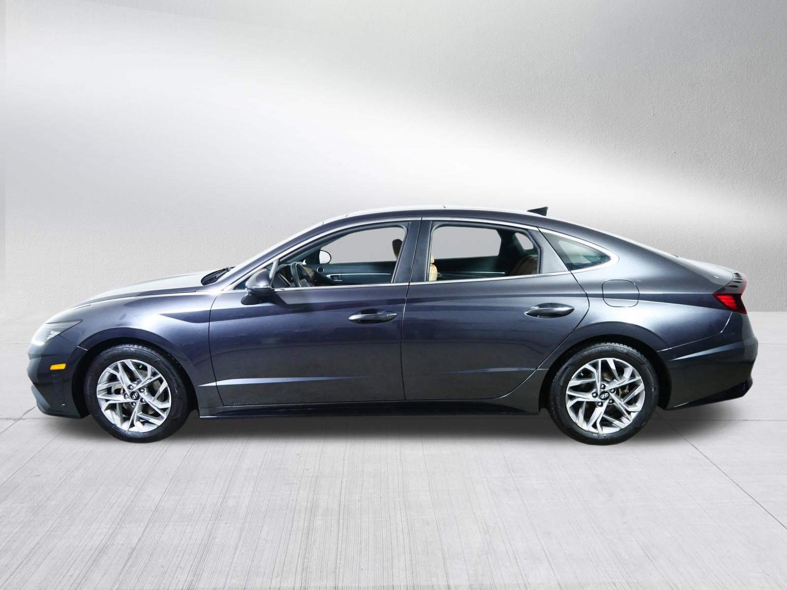 Used 2020 Hyundai Sonata SEL w/ Premium + Sunroof Package image 4