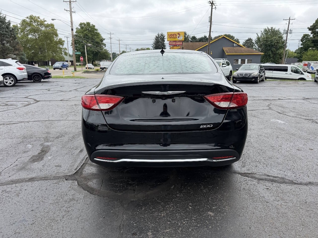 Used 2016 Chrysler 200 Limited FWD image 9