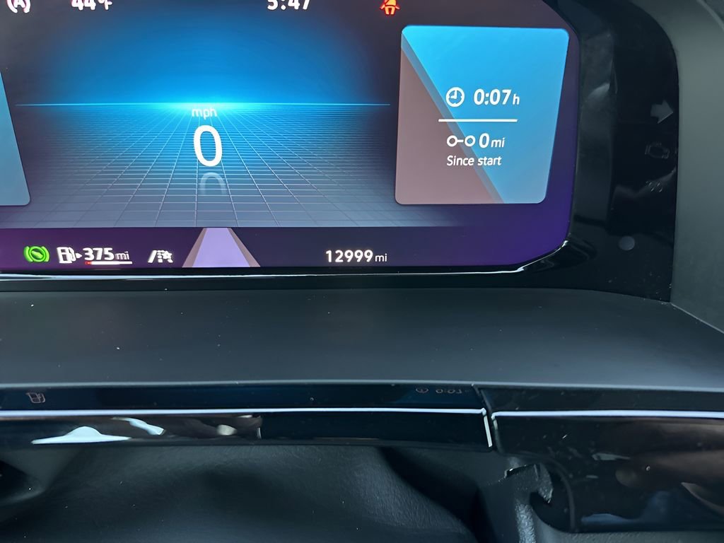 Used 2025 Volkswagen Atlas Cross Sport SE image 23