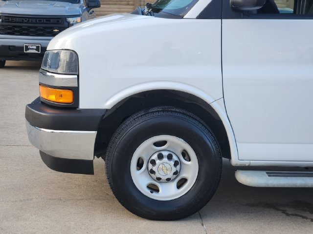 Used 2025 Chevrolet Express 2500 w/ Driver Convenience Package RWD image 14