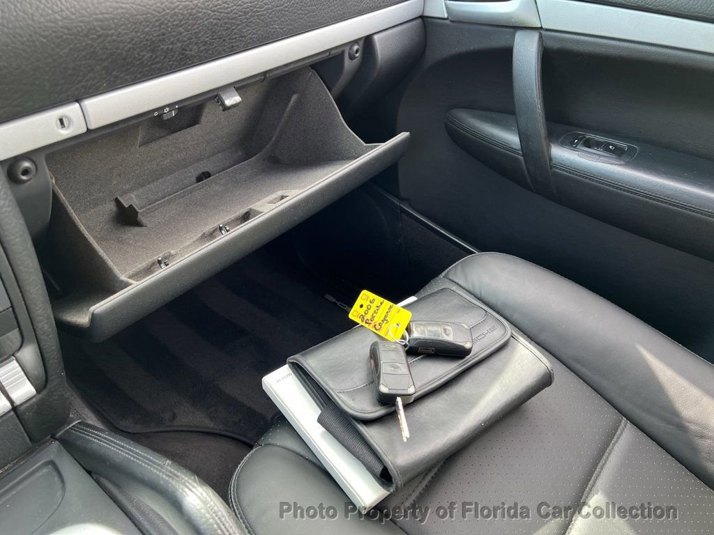 Used 2005 Porsche Cayenne S image 40