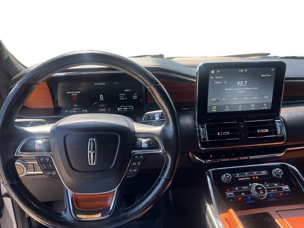 Used 2019 Lincoln Navigator Reserve w/ Cargo Package AWD/4WD image 6