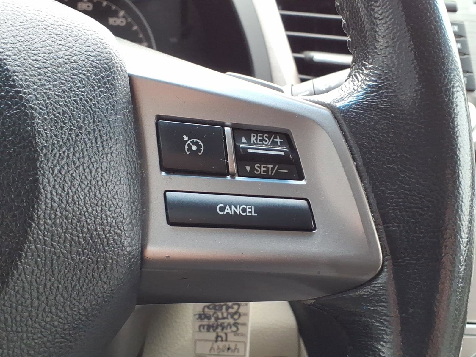 Used 2014 Subaru Outback 2.5i Premium AWD/4WD image 22