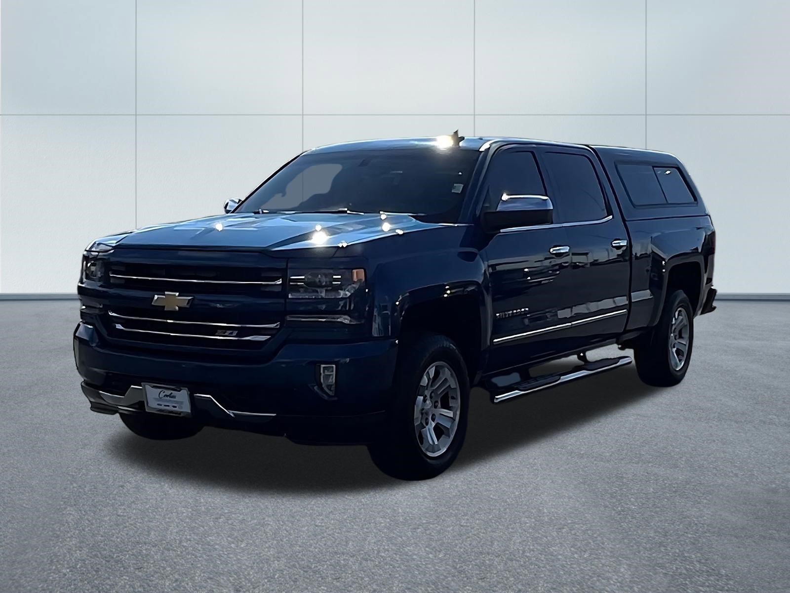 Used 2016 Chevrolet Silverado 1500 LTZ Z71 w/ LTZ Plus Package AWD/4WD image 3
