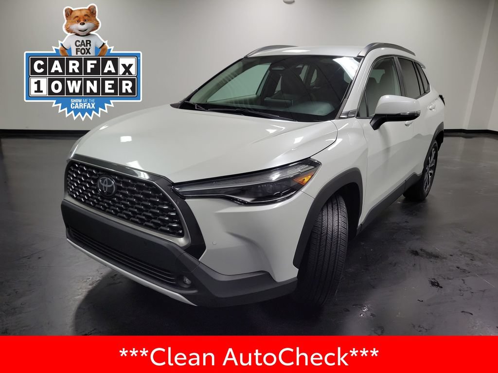 Used 2023 Toyota Corolla Cross XLE AWD/4WD image 4