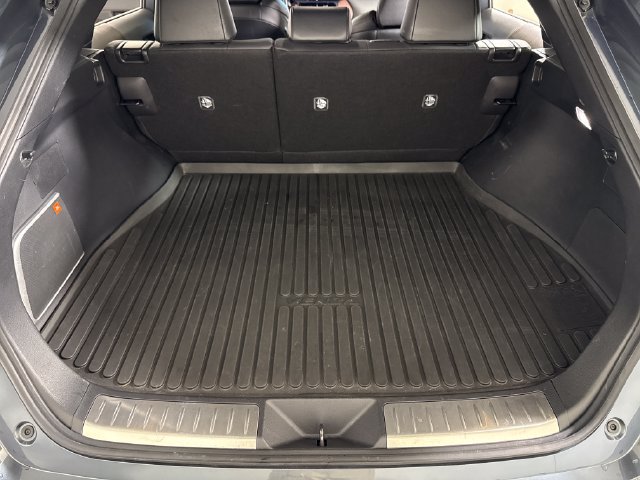 Used 2023 Toyota Venza Limited AWD/4WD image 39