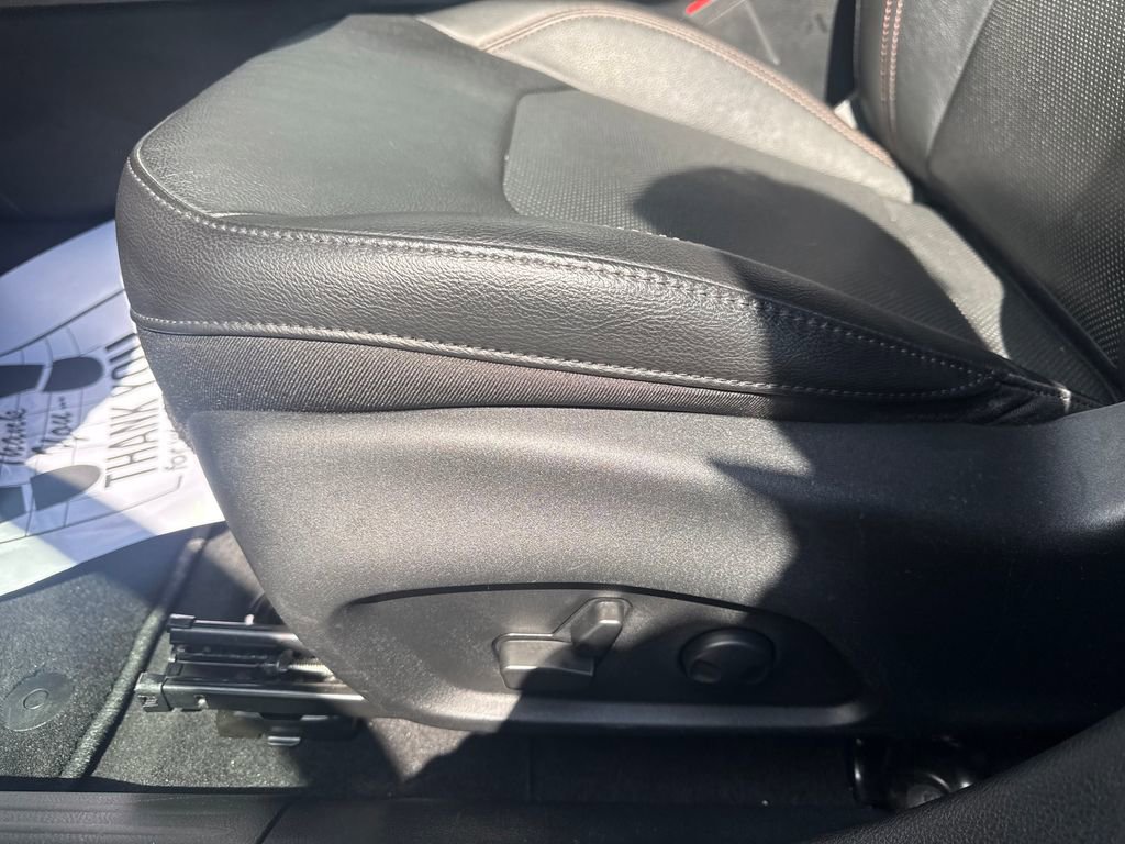 Used 2022 Jeep Compass Limited image 14