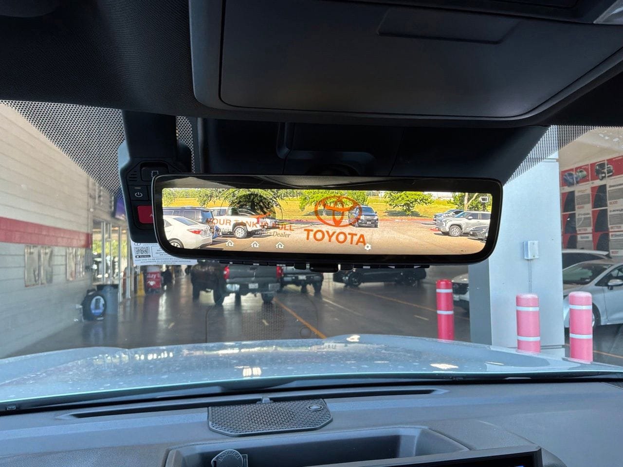 New 2026 Toyota Tundra Limited AWD/4WD image 18