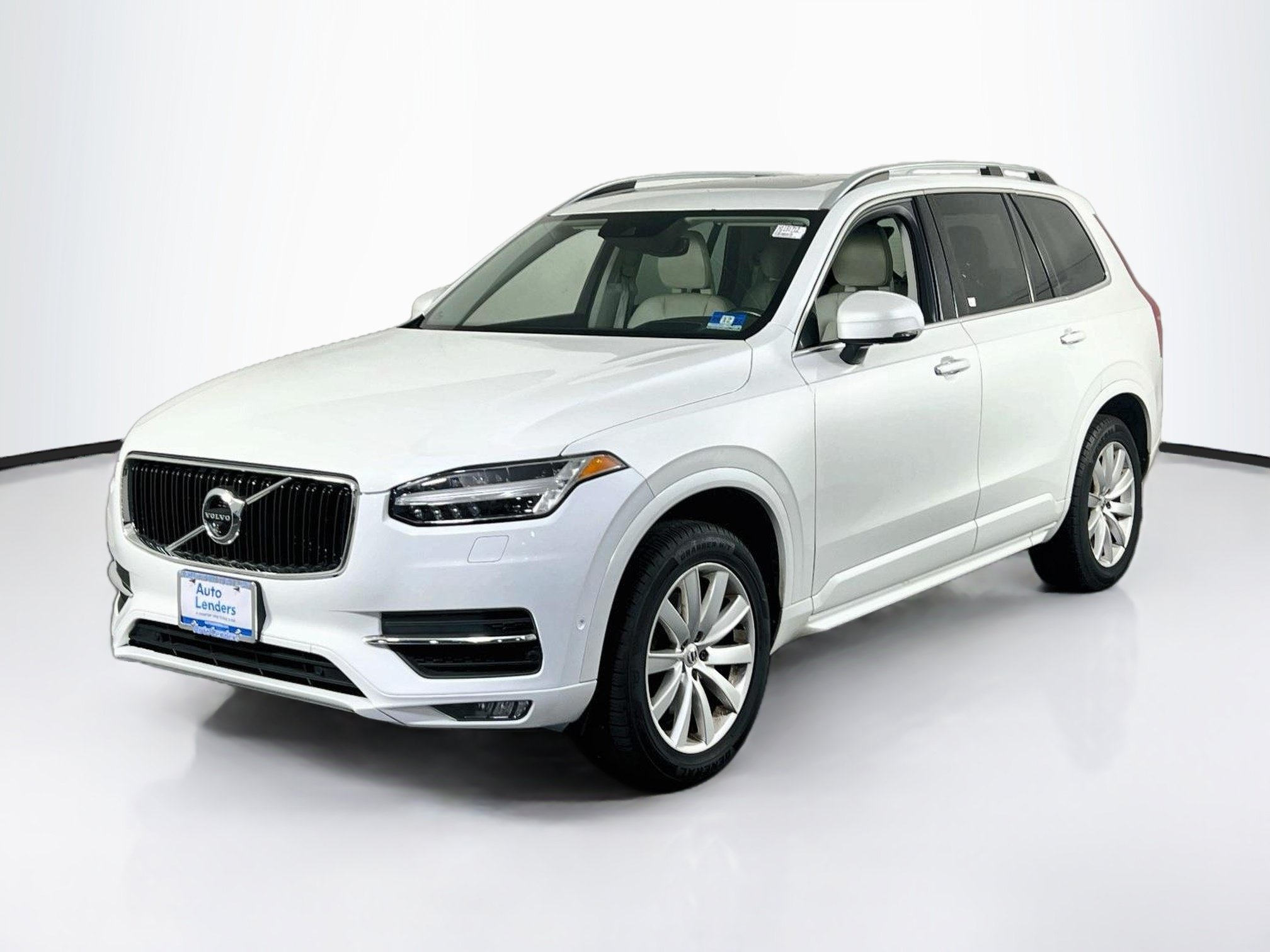 Used 2017 Volvo XC90 T6 Momentum w/ Vision Package AWD/4WD image 1