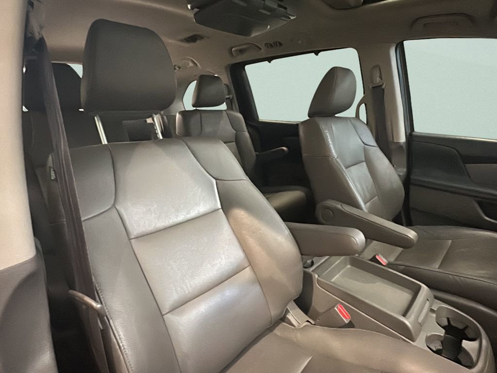 Used 2015 Honda Odyssey EX-L image 16