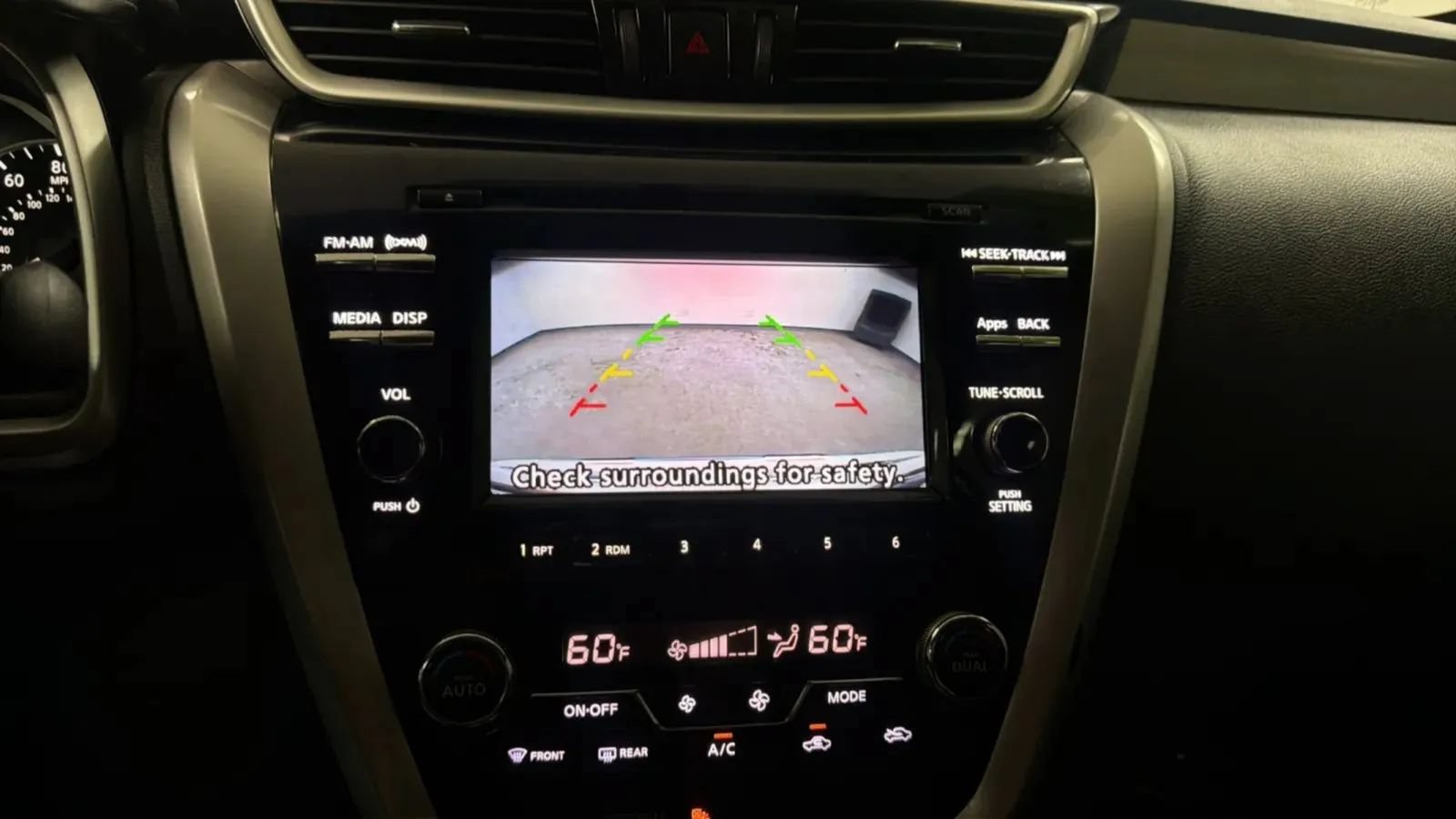 Used 2015 Nissan Murano S FWD image 14