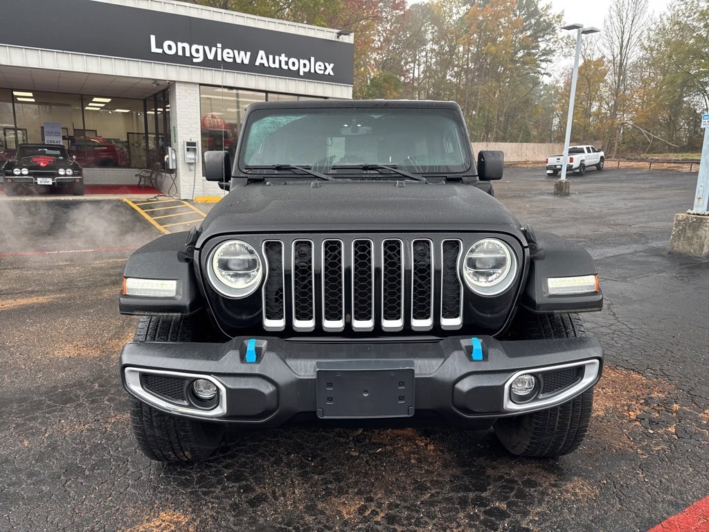 Used 2022 Jeep Wrangler Unlimited Sahara image 2