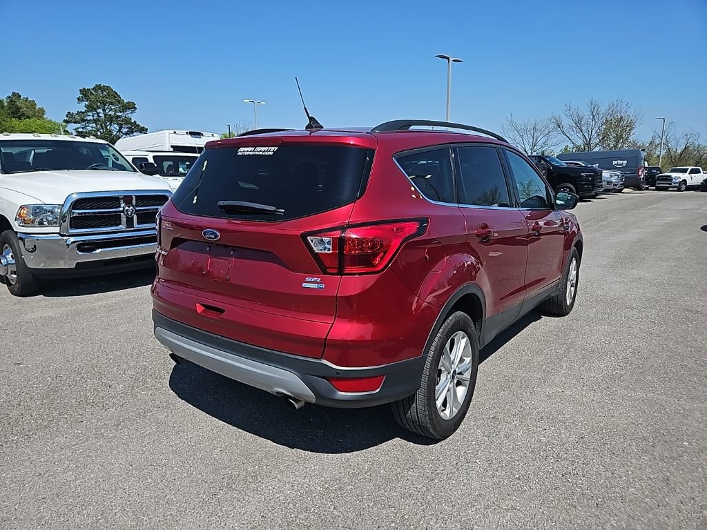 Used 2019 Ford Escape SEL image 7