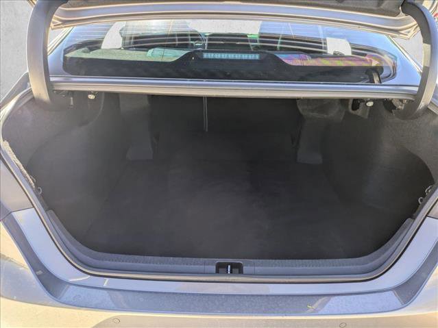 Used 2018 Toyota Camry XSE image 17