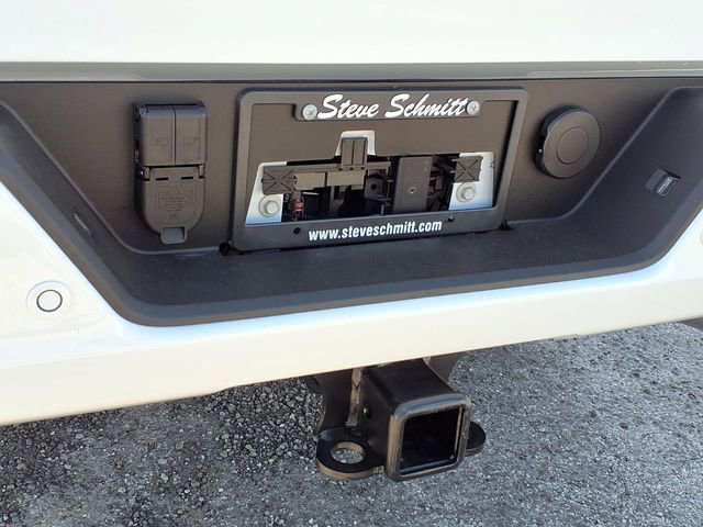 New 2026 GMC Sierra 2500 AT4 AWD/4WD image 23