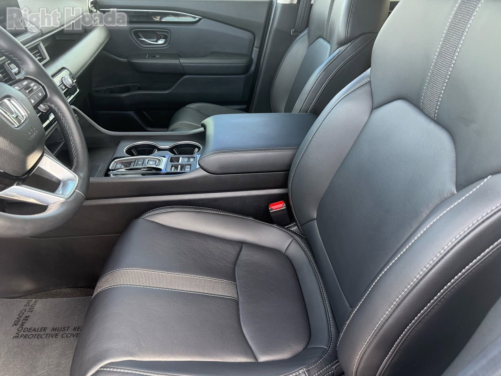 Certified 2025 Honda Pilot Touring image 13