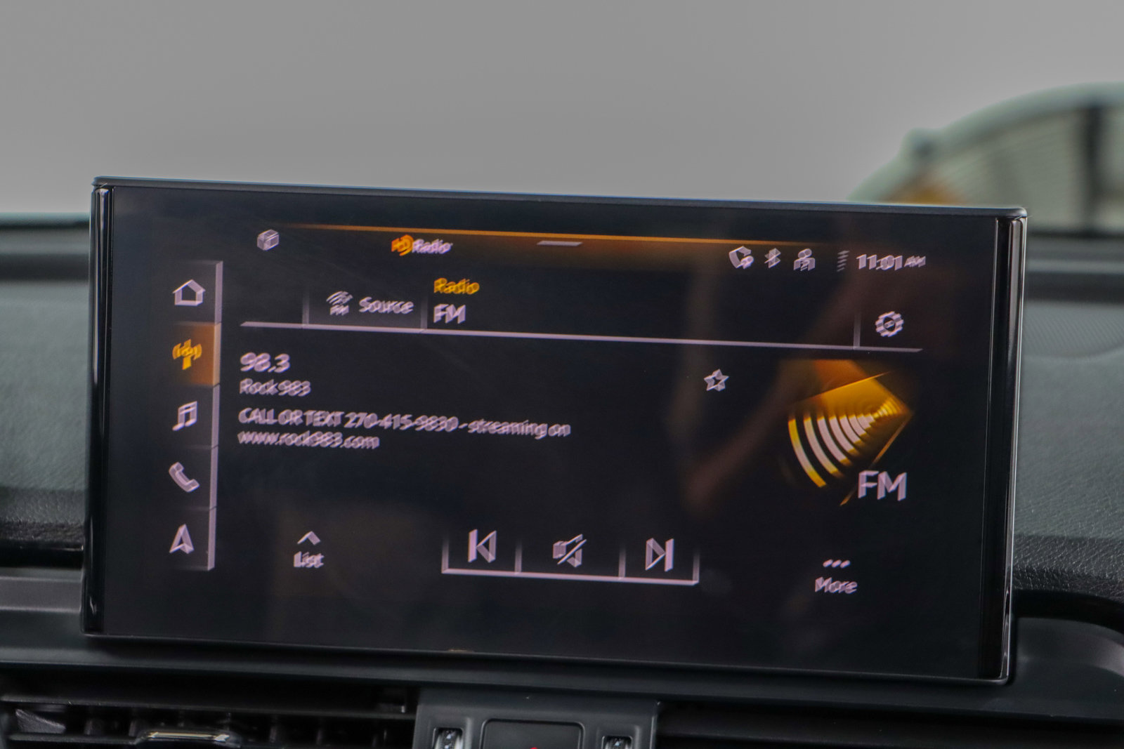 Used 2023 Audi Q5 2.0T Premium w/ Convenience Package image 18