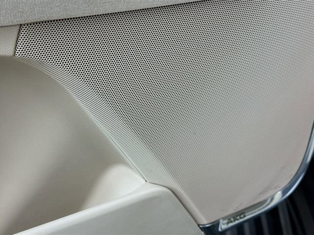 Used 2022 Cadillac Escalade ESV Sport Platinum w/ Heavy-Duty Trailer Package image 22