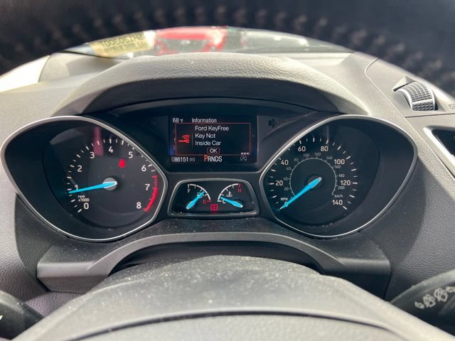Used 2017 Ford Escape Titanium w/ Equipment Group 301A AWD/4WD image 16