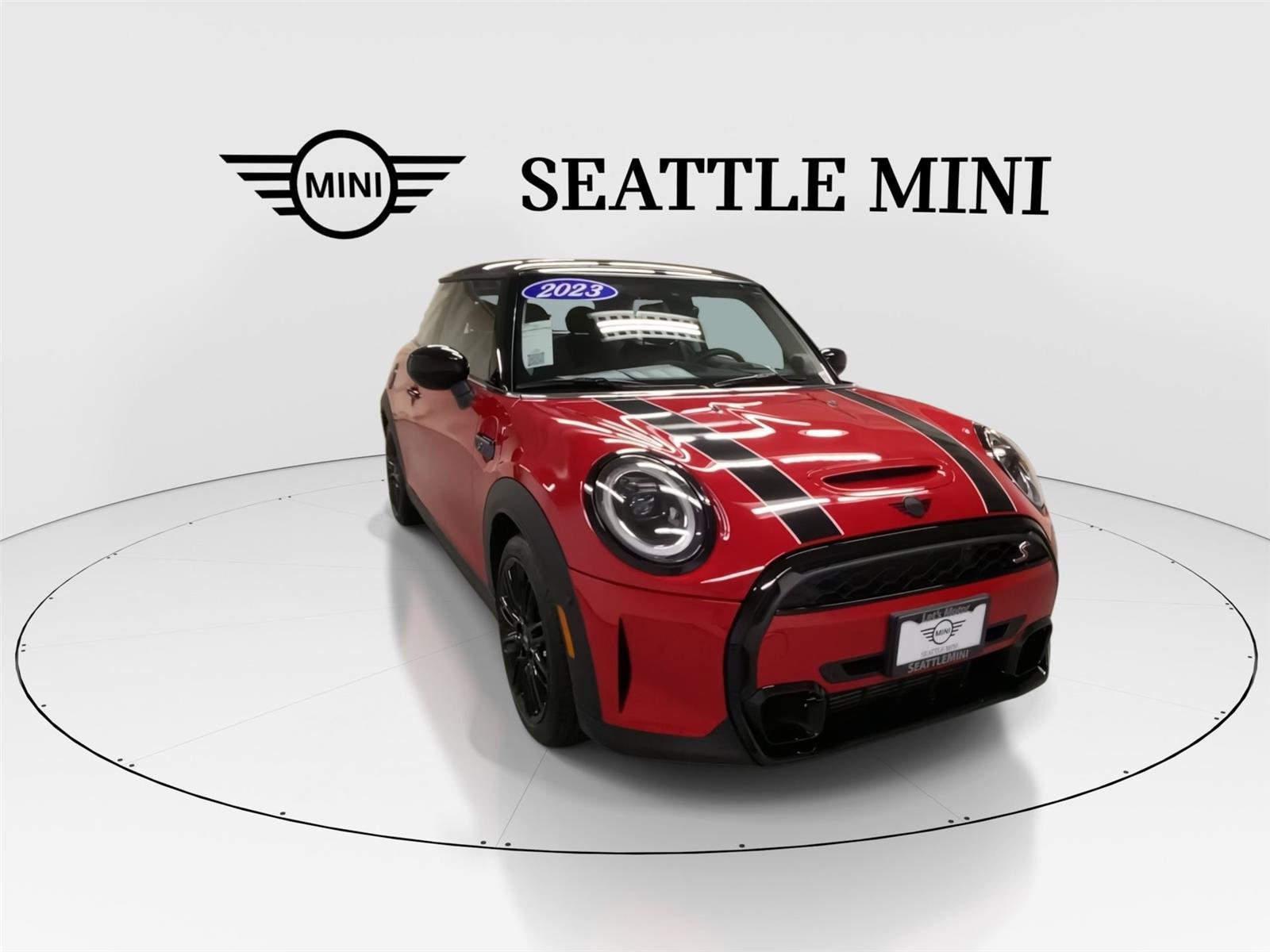 Used 2023 MINI Cooper S w/ Driver Assistance Package image 2