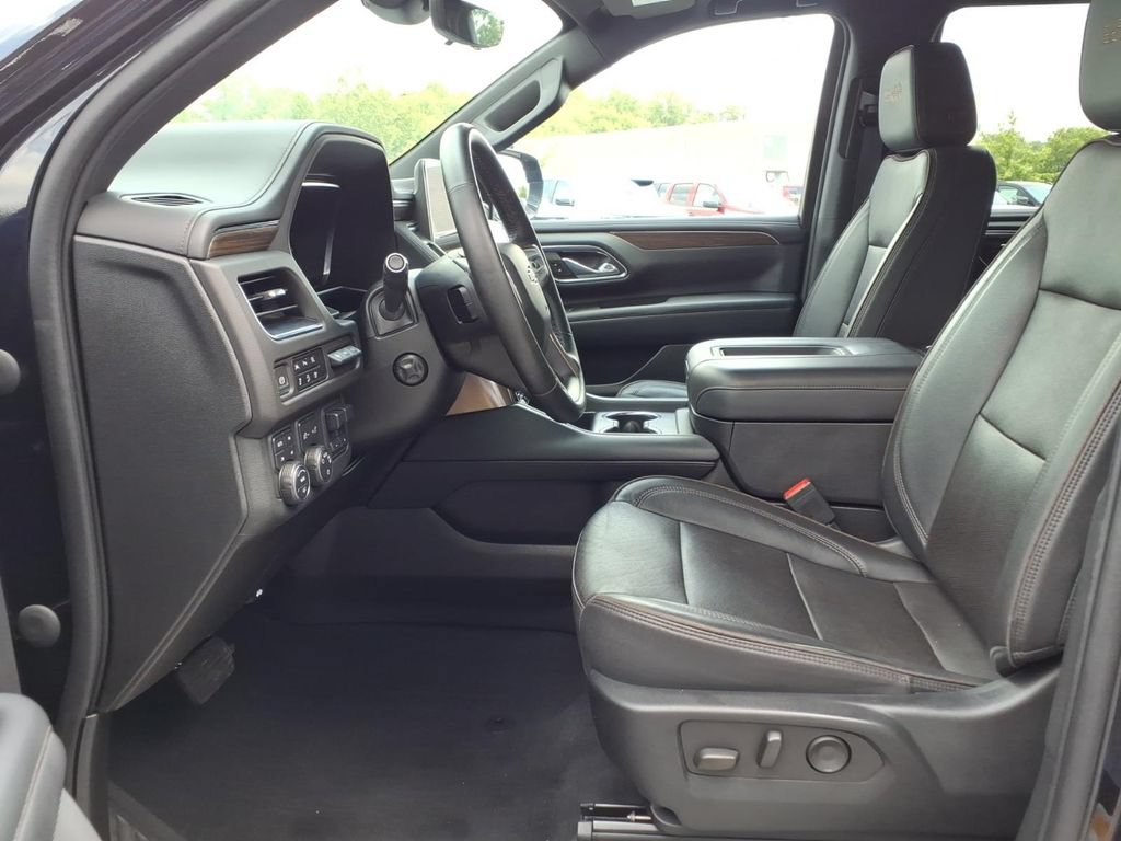 Certified 2023 Chevrolet Tahoe High Country AWD/4WD image 10