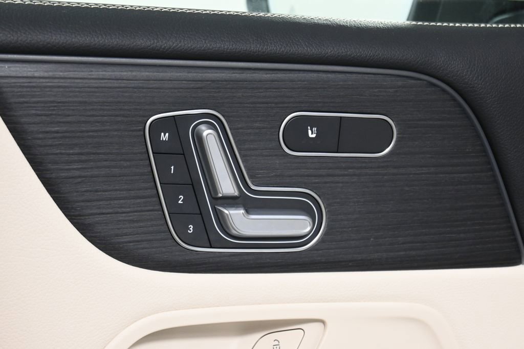 Certified 2026 Mercedes-Benz GLB 250 4MATIC image 29