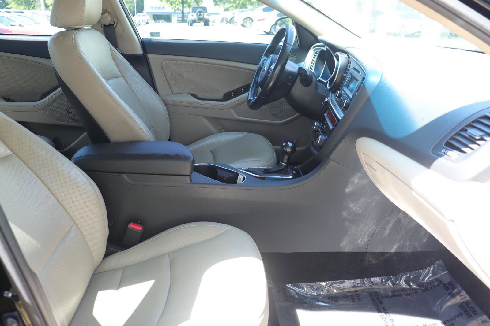 Used 2015 Kia Optima EX w/ Paint Protection Film Package FWD image 16