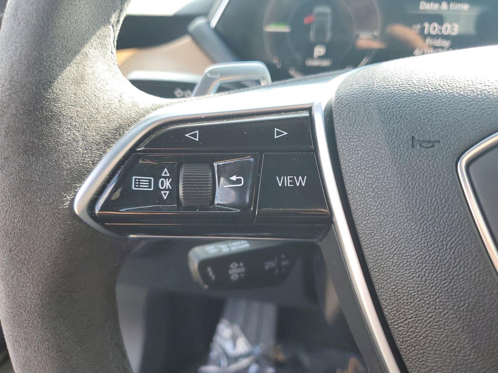 Used 2023 Audi e-tron GT Premium Plus w/ Executive Package image 30