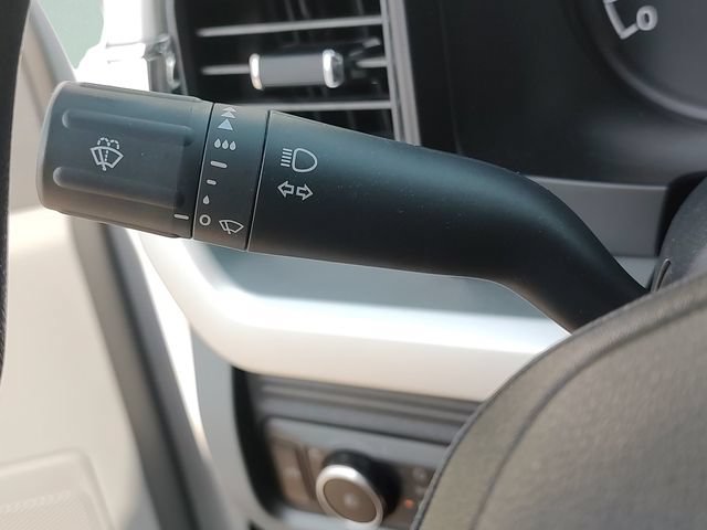 Used 2025 Ford F250 XLT AWD/4WD image 22