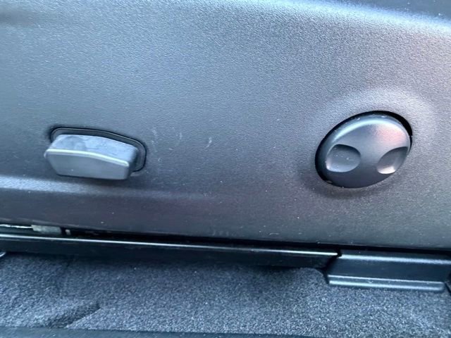 Used 2023 Dodge Challenger SXT w/ Blacktop Package image 27