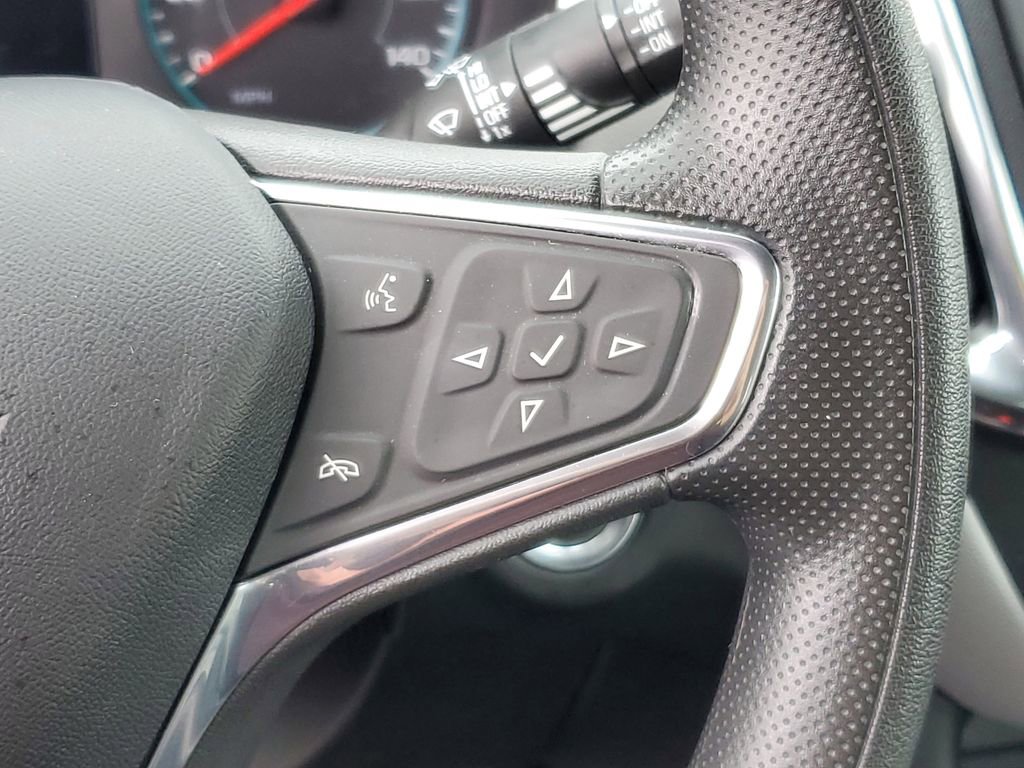 Used 2020 Chevrolet Equinox LS FWD image 17