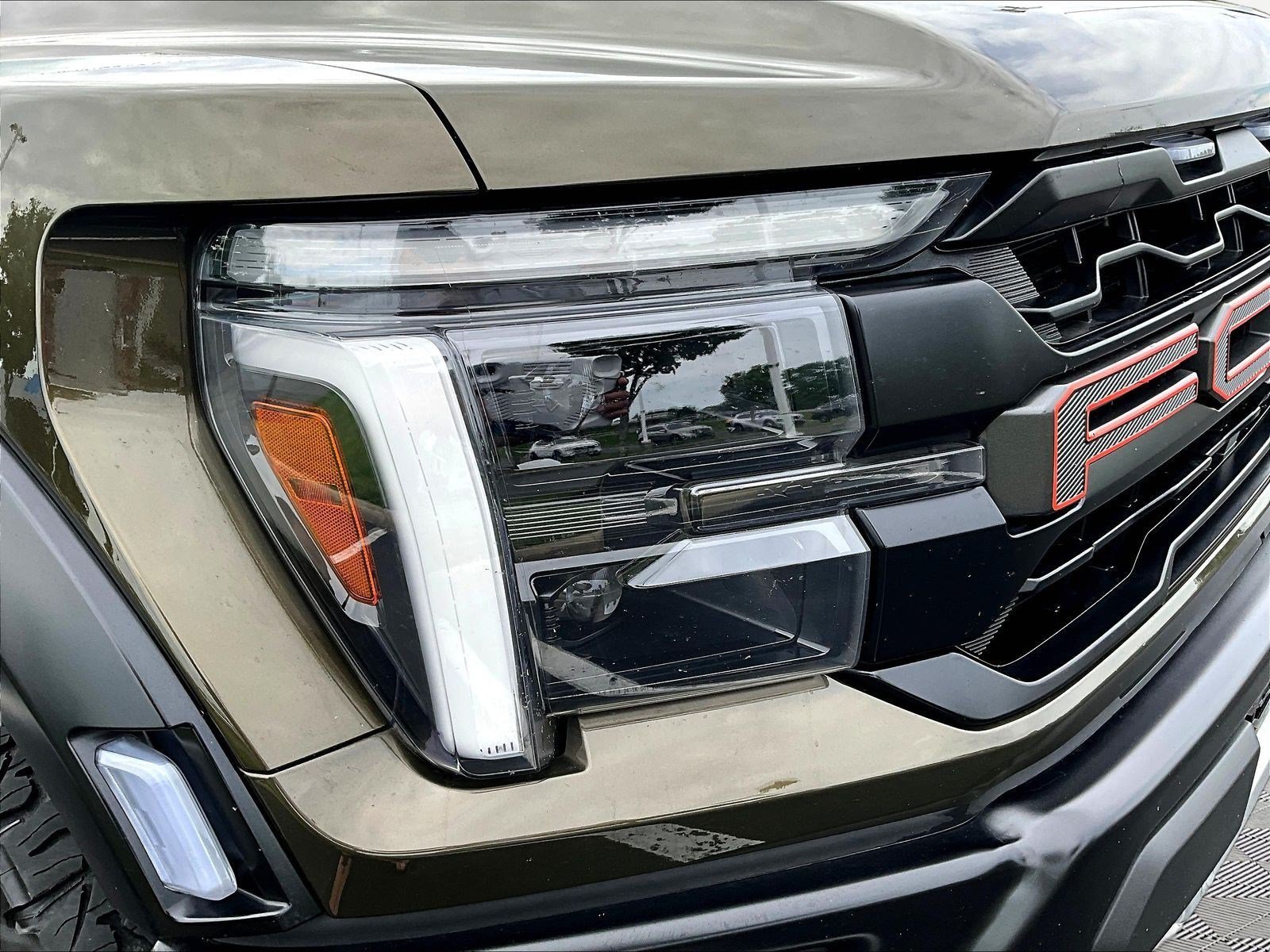 Used 2025 Ford F150 Raptor AWD/4WD image 32