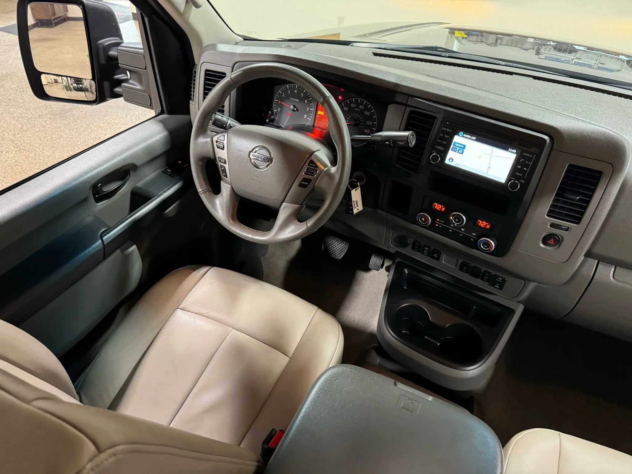 Used 2018 Nissan NV 3500 SL image 47