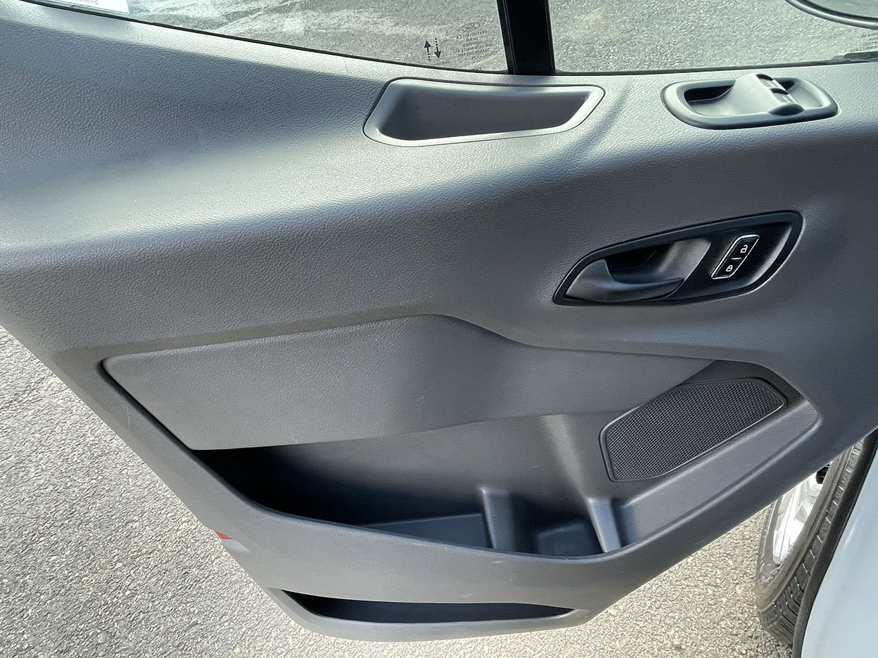 Used 2024 Ford Transit 350 XLT image 23