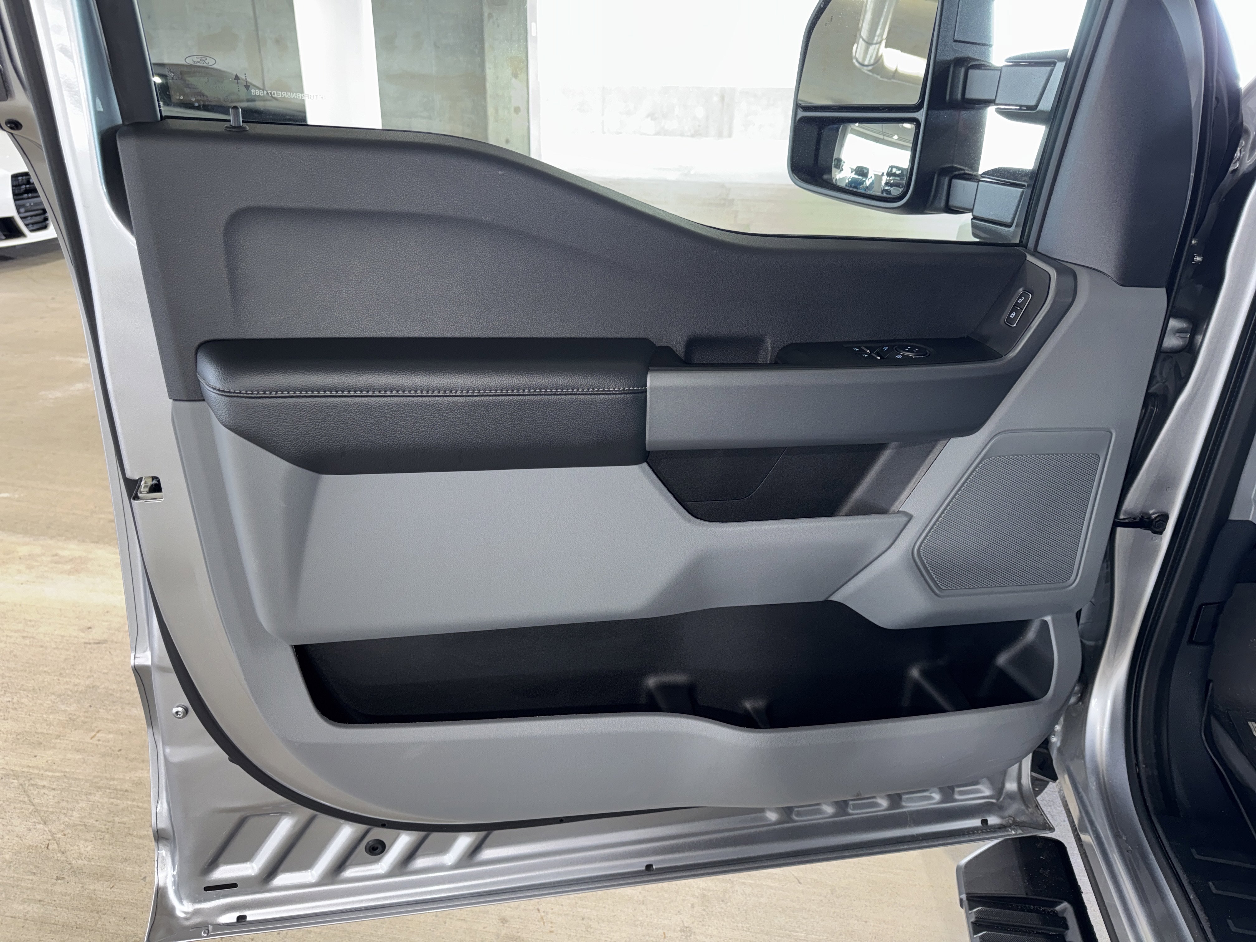 Used 2024 Ford F250 XLT w/ 360-Degree Camera Package image 12