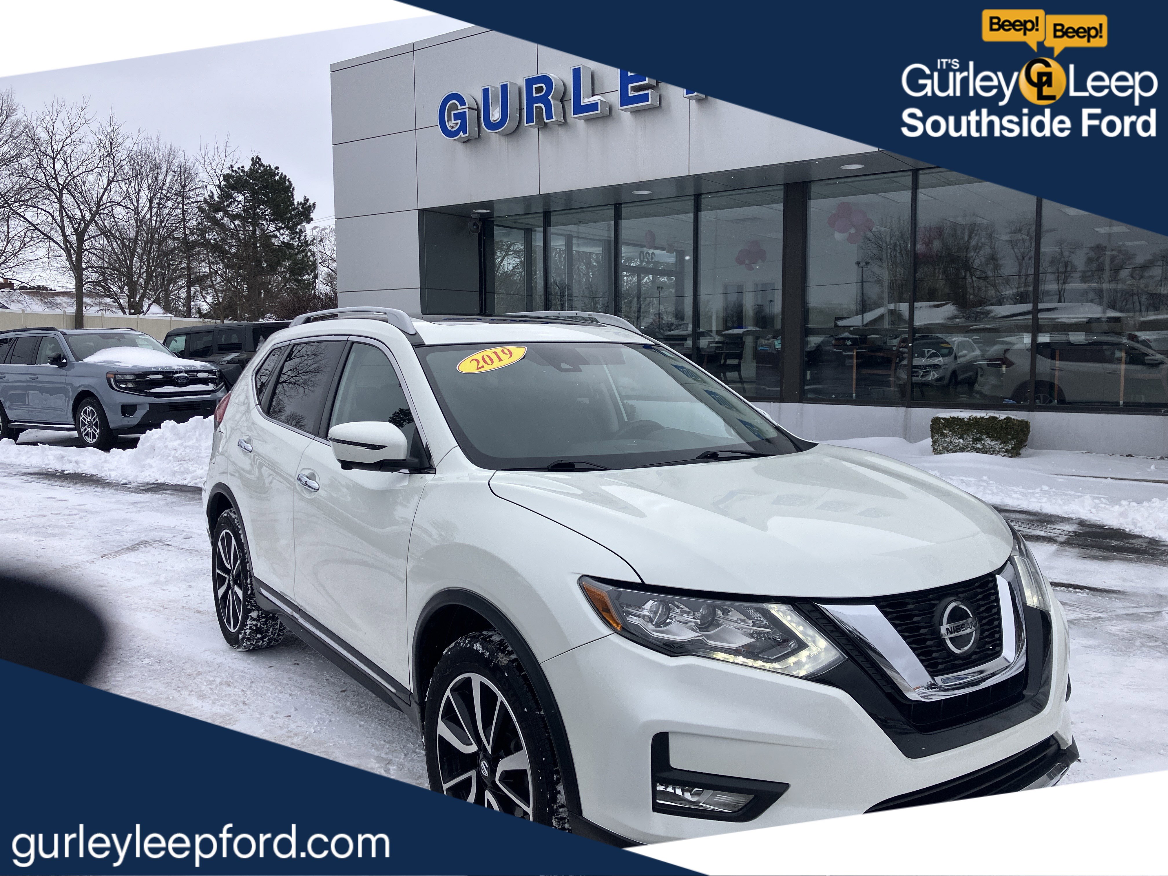 Used 2019 Nissan Rogue SL w/ Premium Package image 1