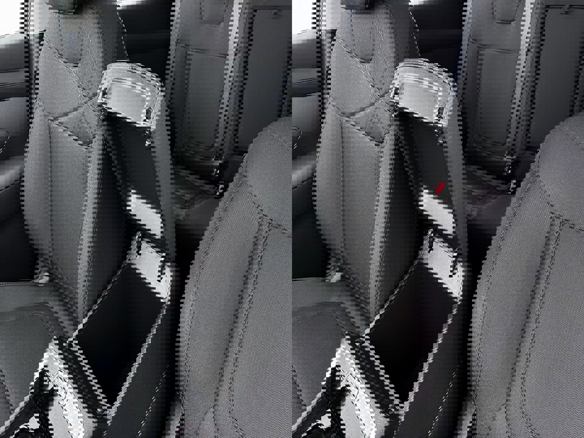 New 2026 Hyundai Tucson SE image 18