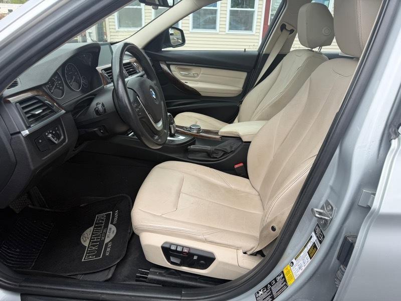 Used 2015 BMW 328i xDrive Sedan AWD/4WD image 3