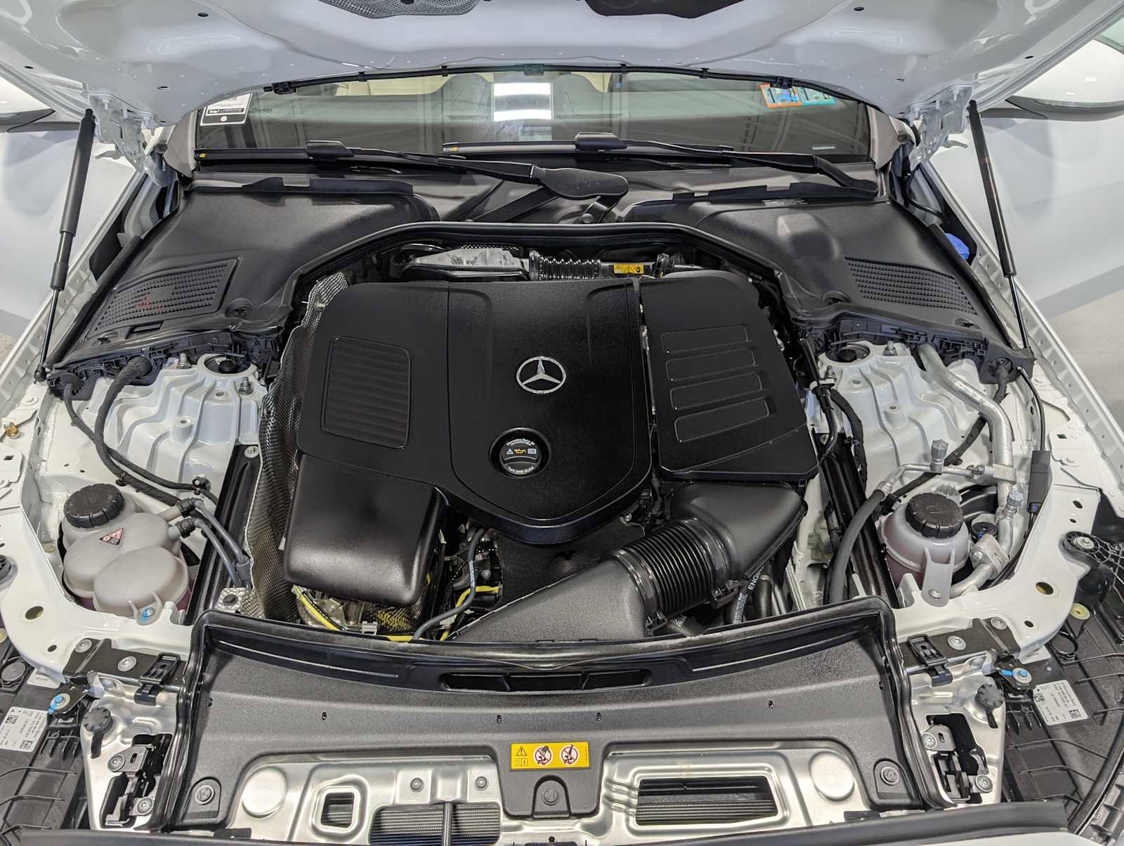 New 2026 Mercedes-Benz C 300 4MATIC Sedan image 12