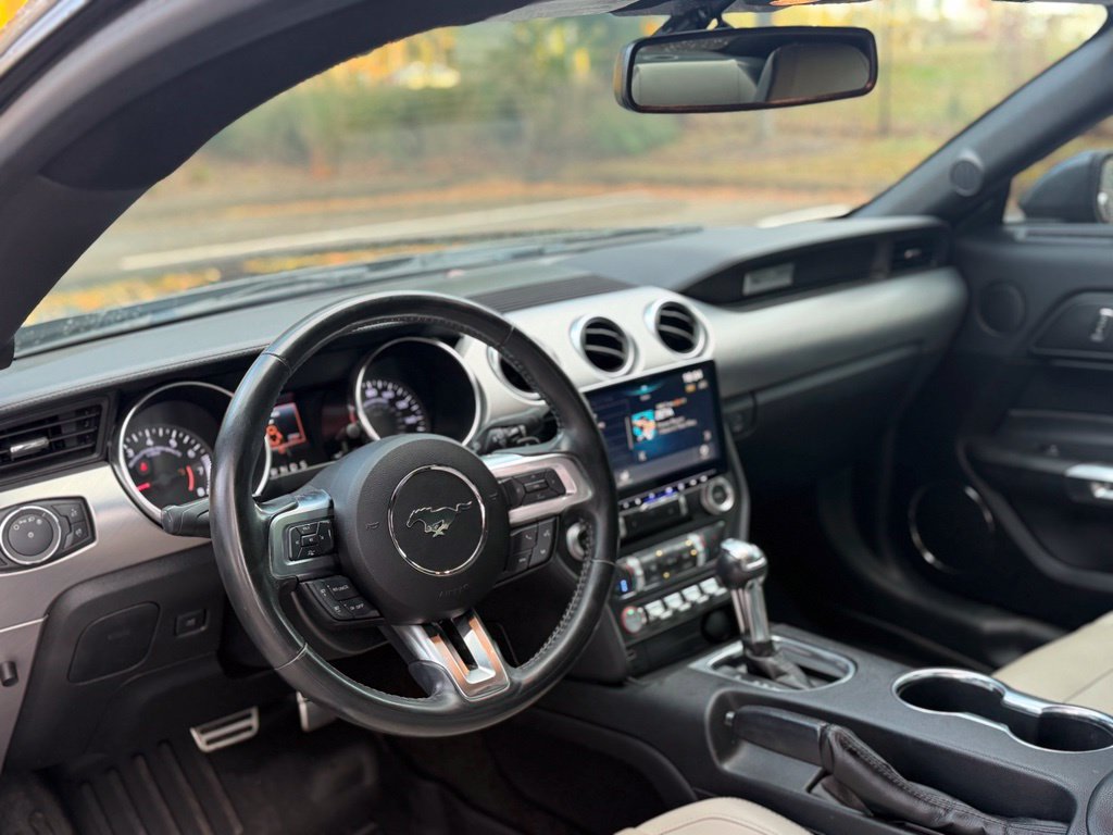 Used 2018 Ford Mustang Premium RWD image 11