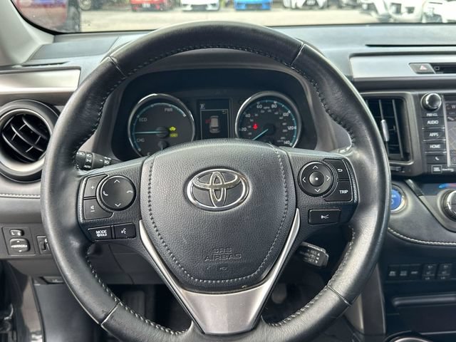 Used 2018 Toyota RAV4 Limited w/ Advanced Technology Package AWD/4WD image 12