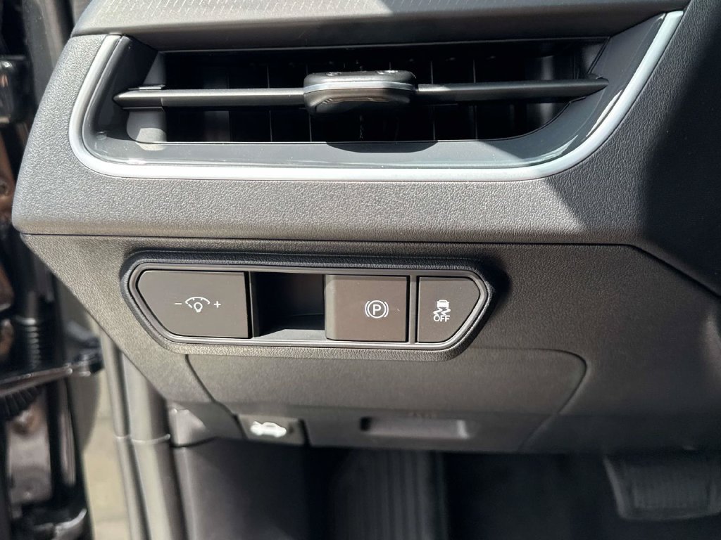 New 2026 Kia K4 GT-Line w/ GT-Line Premium Package FWD image 22