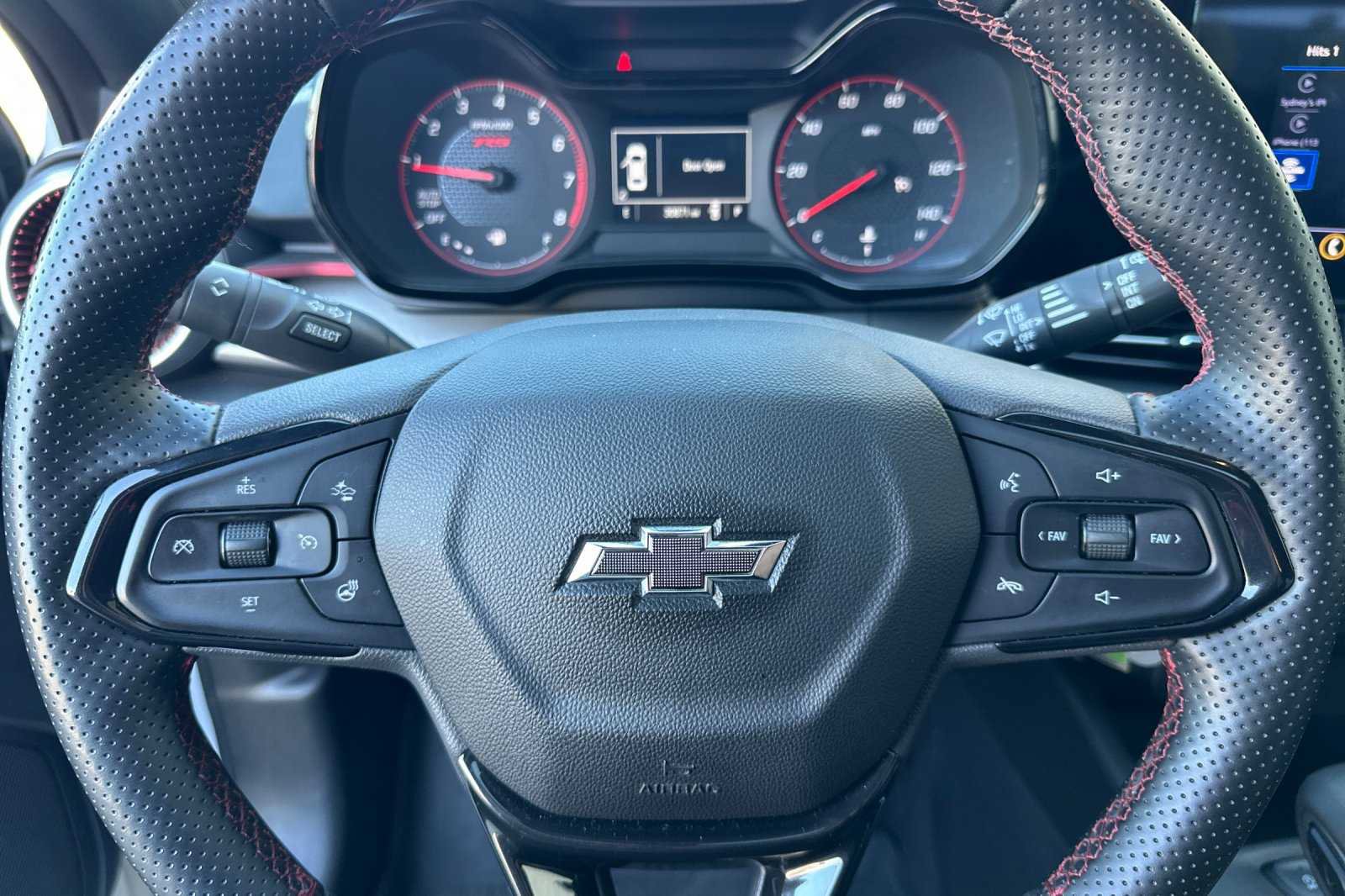 Used 2024 Chevrolet Trax RS w/ Sunroof Package image 28